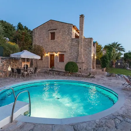 Cretan Exclusive Agia Triada